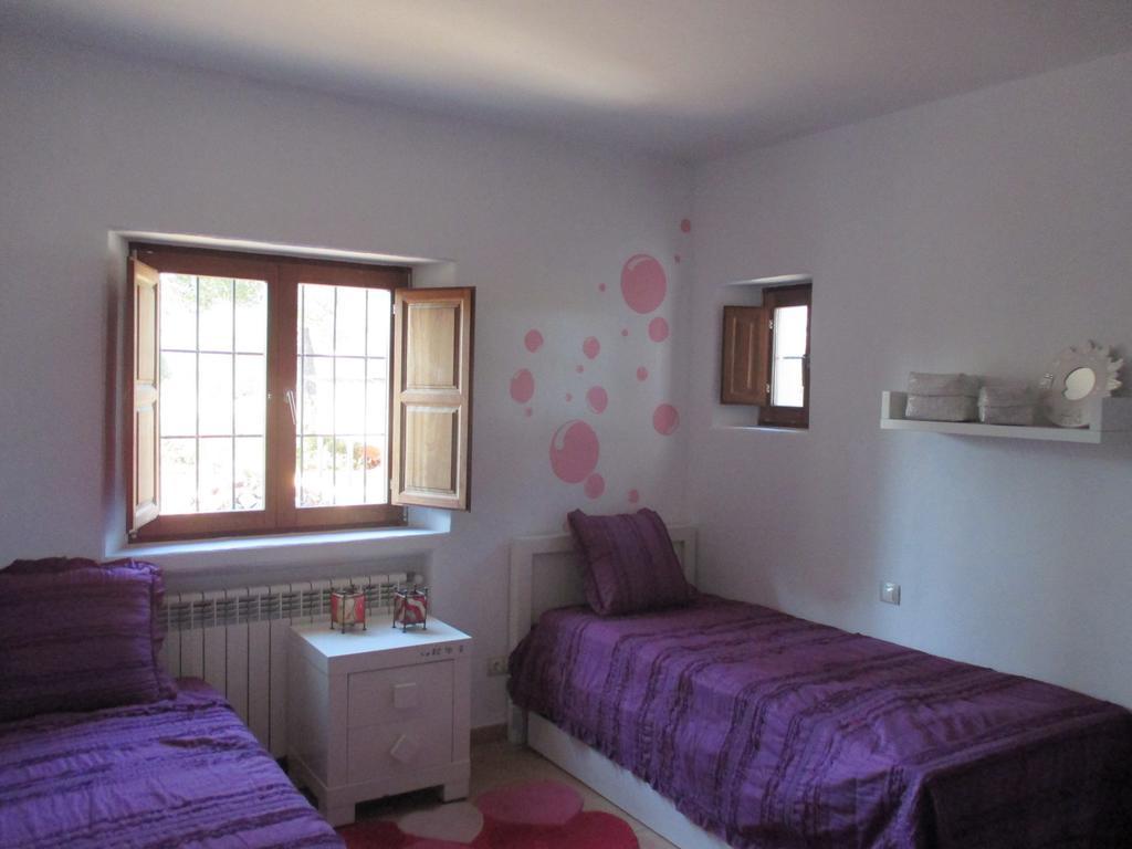 סנט לורנס דה בלפיה Villa Sa Vinyeta חדר תמונה